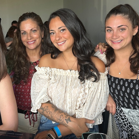 Tan embroidered Women's Top sacred threads new nwt sz S/M - Picture 4 of 5